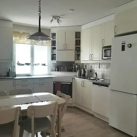 Cozy Family-friendly Close To Nature Διαμέρισμα